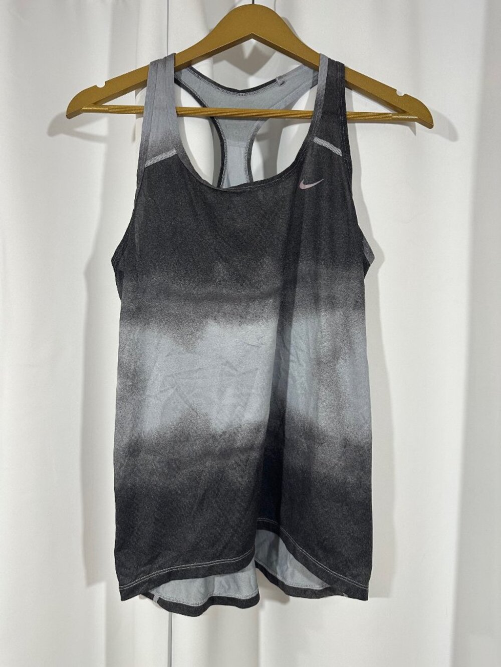 Nike Dri-FIT Ombre Racerback Tank Top Size Small Gray Athletic Workout Shirt